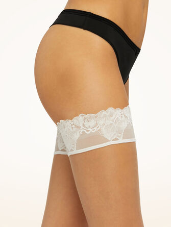 Nude 8 Lace Stay-Up