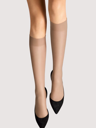 15 Knee-Highs