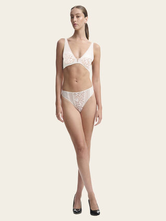Papillon Leavers String