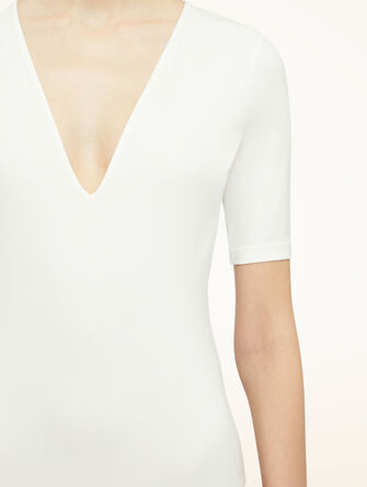 Deep V String Body