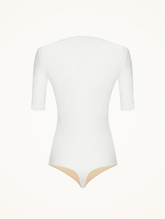 Deep V String Body