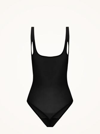 Tulle Forming String Body