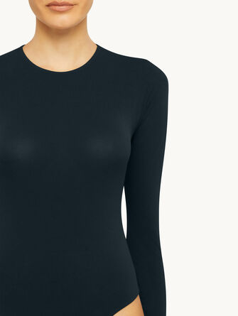 The Round Neck Body