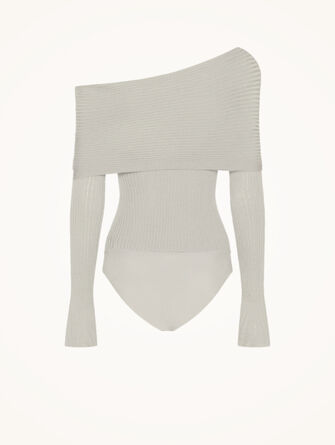 Contoured Ribs Body