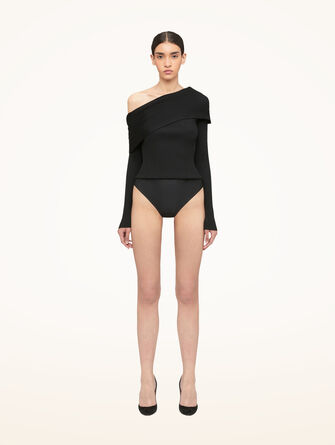 Contoured Ribs Body
