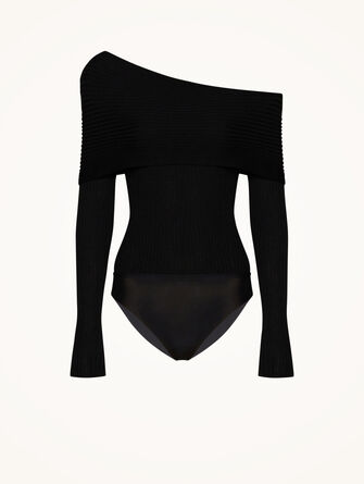 Contoured Ribs Body
